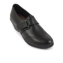 FAUSTO Kitten Heeled Pumps image 4