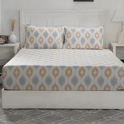 MASPAR Optimist Bloom Red Geometric Printed 144TC Cotton King Bedsheet & 2 Pillow Covers image 3