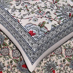 Texstylers Brown Floral 250 TC King Bedsheet with 2 Pillow Covers image 5