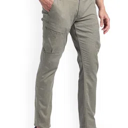 Wildcraft Men Relaxed Mid Rise Cargos image 3