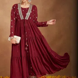 Janasya Women Ethnic Motifs Printed Tiered Sequinned Kurta with Trousers image 2