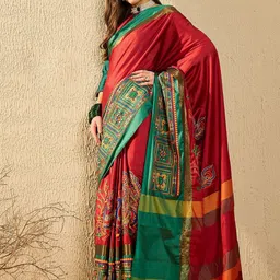 DIVASTRI Floral Embroidered Banarasi Saree image 2