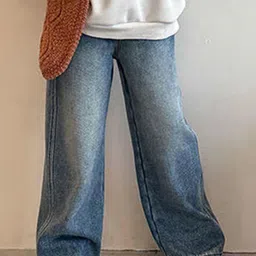 FOREVER FRIDAY Girls Comfort Regular Fit Mid-Rise Light Fade Jeans-picture-50