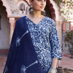 Taavi Floral Printed V-Neck Pure Cotton Kurta with Trousers & Dupatta image 5
