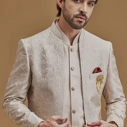 Neumen Men Paisley Printed Mandarin Collar Sherwani Set image 2