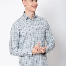 Sparky Men Opaque Checked Casual Shirt image 5