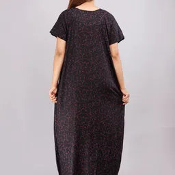 AAKARSHANA CREATION Printed Maxi Nightdress image 3