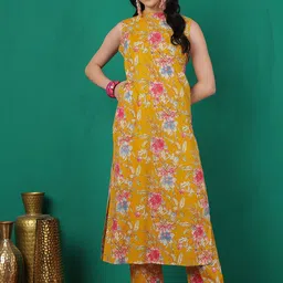 WOMENCLICK Floral Printed High Neck Pure Cotton Ethnic Co-Ords-image-4