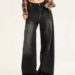 LULU & SKY Women Mid-Rise Light Fade Jeans-picture-10