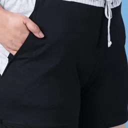 theRebelinme Women Plus Size Colourblocked High-Rise Technology Shorts image 2