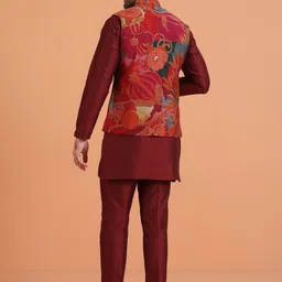 KISAH Men Solid Kurta with Trousers image 4
