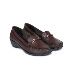 Zoom Shoes Women Laser Cuts Leather Horsebit Loafers-image-89