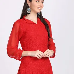 KHAKA Floral Embroidered Regular Chikankari Straight Kurti with Sharara & Dupatta image 4