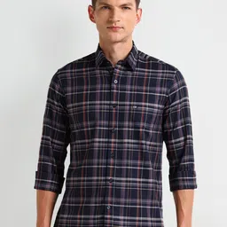Arrow Sport Men Slim Fit Tartan Checks Opaque Checked Casual Shirt image 4