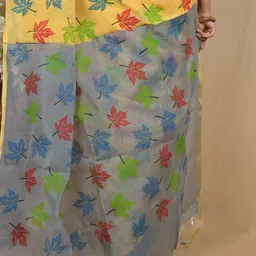 DipDiya Floral Printed Taant Saree image 5