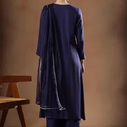 STYLEBAAZI Women Ethnic Motifs Embroidered Regular Thread Work Kurta with Palazzos & With Dupatta image 2