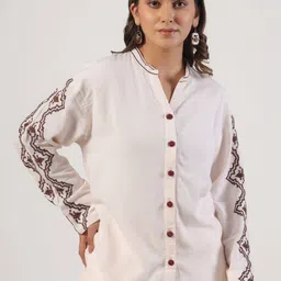 STIL O STITCH Geometric Embroidered Mandarin Collar Shirt With Trouser image 2