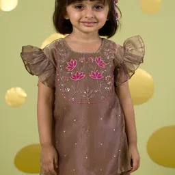 Vivedkids Girls Floral Embroidered Regular Kurta with Sharara & With Dupatta image 4