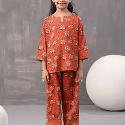 SANSKRUTIHOMES Girls Printed Night suit-picture-12