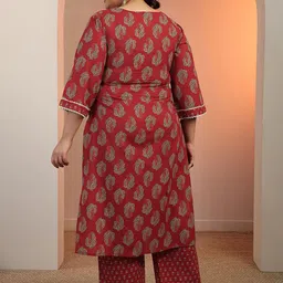 EXTRA LOVE BY LIBAS Women Ethnic Motifs Printed Gotta Patti Kurta with Trousers image 2