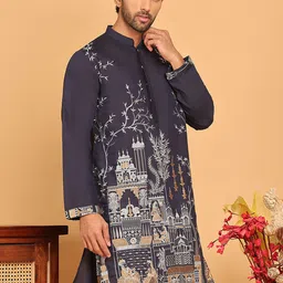 Jompers Men Floral Embroidered Thread Work Floral Kurta image 4