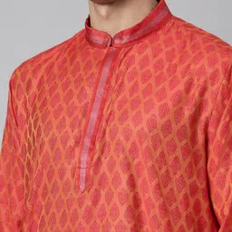 TATTVA Men Red Geometric Chikankari Kurta image 4