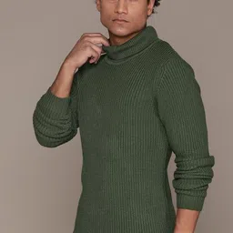 roadster Men Self Design High Neck Green Sweater image 3