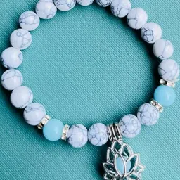 19TH JULY JEWELS Unisex White & Blue Glow In The Dark & Beaded Elasticated Bracelet image 2