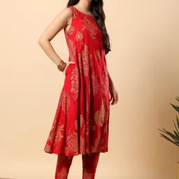 aayusika Women Ethnic Motifs Printed Knee Length Regular Straight Kurta with Trousers image 2