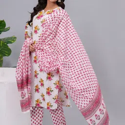 SSART Women Floral Printed Regular Pure Cotton Kurta with Trousers & With Dupatta image 5
