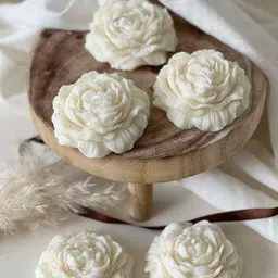 Dainty Little Shop Red & Cream-Coloured 2 pieces Core Candle image 2