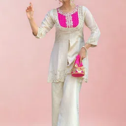CREEPER Women Ethnic Motifs Embroidered A-Line Kurta with Palazzo image 2
