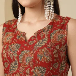 Nayo Women Floral Printed Regular Pure Cotton Kurta with Trousers & Dupatta image 3