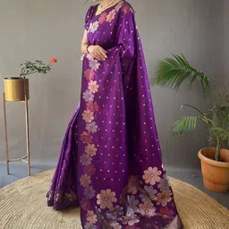 LALITATEX Floral Zari Silk Blend Saree-picture-13