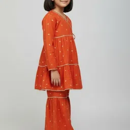 Biglilpeople Girls Ethnic Motifs Printed Angrakha Pure Cotton Kurti with Sharara image 4