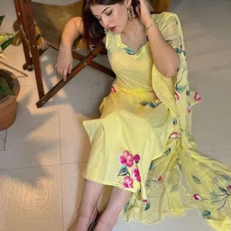 Anni Designer Women Floral Printed Regular Kurta with Trousers & With Dupatta image 4