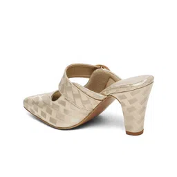 Flat n Heels Women Block Heel Mules image 3