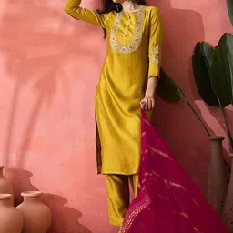 DIVASTRI Women Floral Embroidered A-Line Kurta with Trousers & Dupatta-picture-28