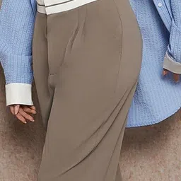 Outzidr Women Solid Relaxed Regular Trousers image 3