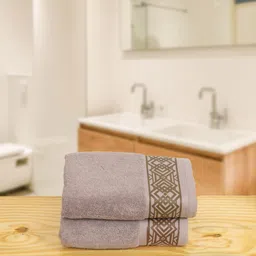 Myntra Elegant Homes 2-Pcs Brown Printed 520 GSM Pure CottonHandTowel image 2