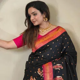 Mameraa Ethnic Motifs Zari Art Silk Handloom Saree image 5