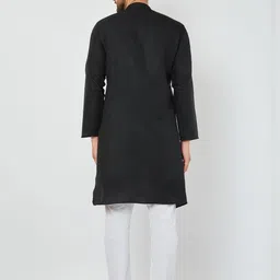 shreeram Men Solid Straight Kurta (Black) image 2