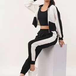 clobug Colourblocked Hood Neck Long Sleeves Sweatshirt With Jogger-picture-29