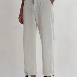 SHOWOFFFF Men Cotton Straight Fit Low-Rise Trouser image 5