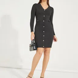 Styli Solid V-Neck Bodycon Mini Dress-image-95