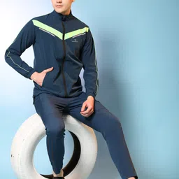 Dpassion Men Colourblocked Mock Collar Tracksuit image 5