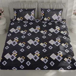 Monte Carlo Black & Off White Geometric Printed 130 TC Queen Bedsheet Set 2.24 m x 2.54 m image 5