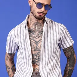 THE BEETEL HOUSE Men Relaxed Fit Vertical Striped Spread Collar Casual Shirt-image-63