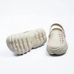 WAALK Men Beige Clogs Flip Flops image 2