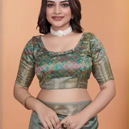 Yanthistore Floral Silk Blend Handloom Saree-picture-39